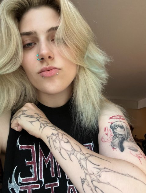 I&rsquo;m available for both Incall or outcall😘, overnight,kissing😍, hugs
