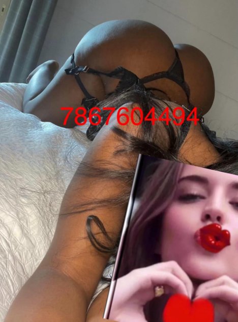 Especial de 2 Chicas🔥 (786) 760-4494 ❤️ 2 chick girl girl Special!!
