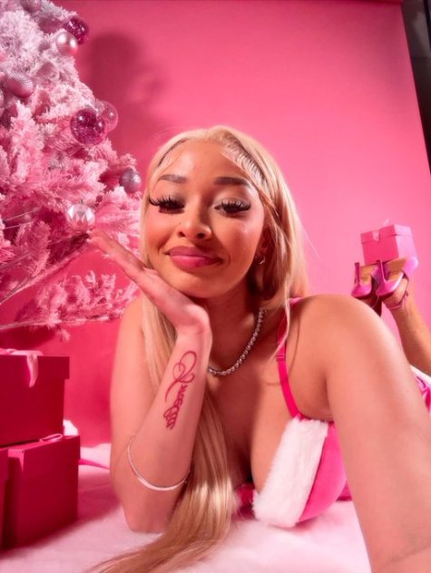 Want some great fun? 🍆🍑🍇I&rsquo;m just a Text/Call away 😉❤️
