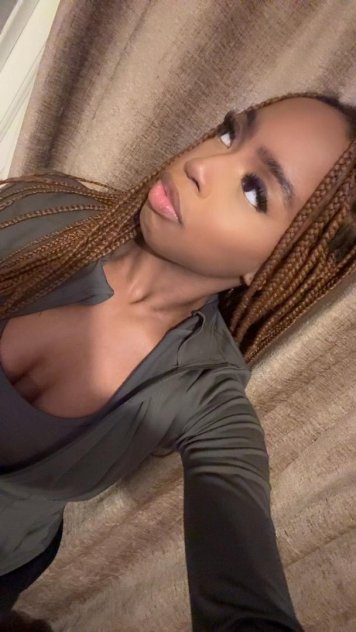 I&rsquo;m available for Incall and outcall service
