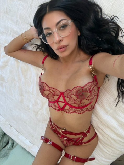 💐Call me 302-740-2482I'm available for hook up service🍆🍆both incall
