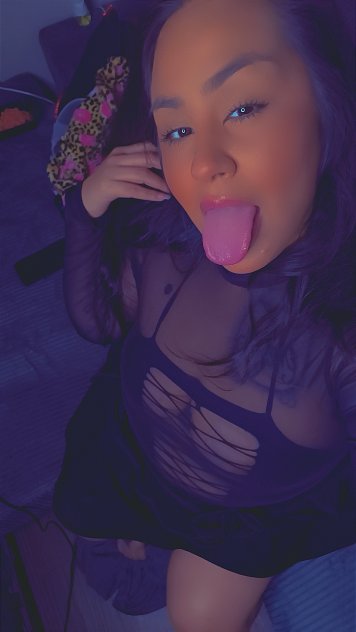 Back in town Daddy's did you miss me ! With ladyboy FRIENDS
