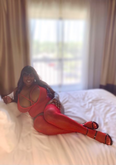 Female escort in West Palm Beach (Hello Gentlemen 📲Your CARIBBEAN GODDESS 🍫👑 is HERE
) #4