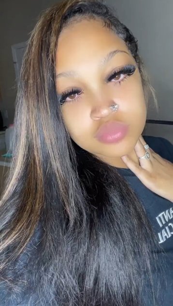 Love to have fun 🤩 💦💐🍑
