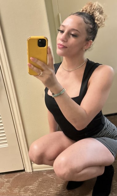 Charming and thin treat😋
