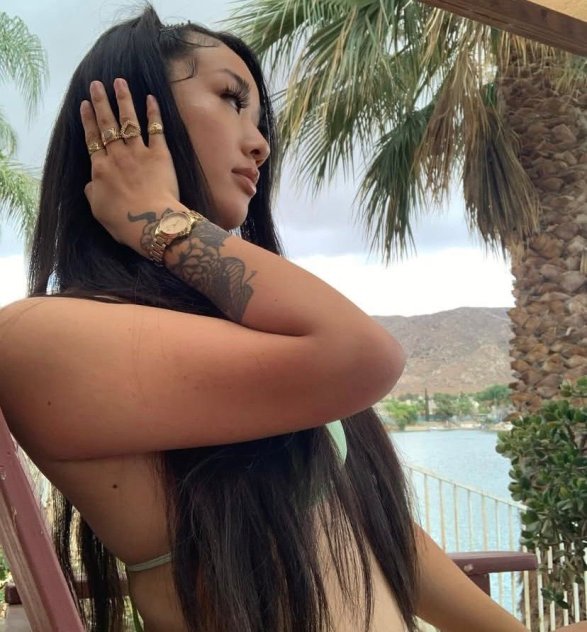 Escorts Available now
