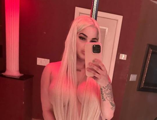 Cute hispanic (954) 471-3894 BBBJ GFE DATY
