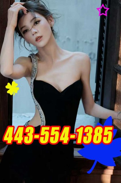 💛👅💜💋443-554-1385👅💜💋 Three new chicks arrived 💛👅💜💋 stunning 💛👅💜💋 thin and charming
