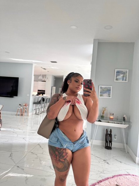 ❤️I JUST HAD MOLLY RIGHT NOW AND IM SO HORNY💦 READY TO GET LAID ❤️
