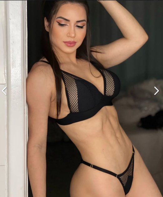 Sexy classy and unforgettable&rdquo;
