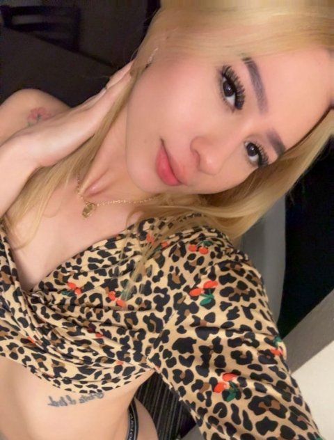 Bbbj kiss daty ( Everett)
