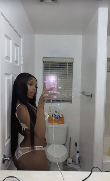 Your pretty energetic chocolate treat
