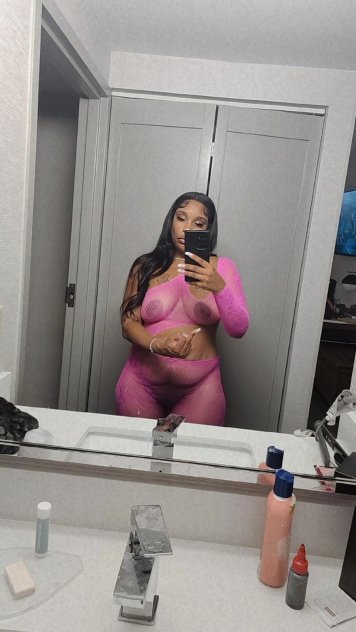 New Super bad mixed Squirter babe
