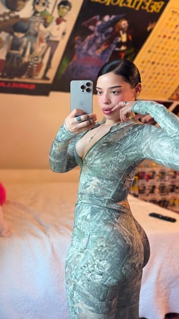 Mia