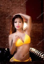 Chinese lady chick pretty pretty in Torrance
