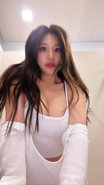 💧🌹I&rsquo;m available for hookup both Incall and outcall service 🍑🍆
