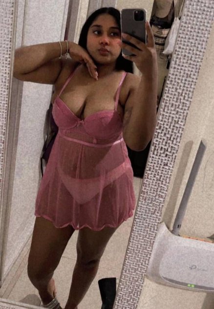 Out call lets have fun hot me up
