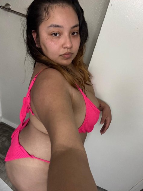 Let&rsquo;s chill, I&rsquo;m available for both Incall and outcall❤️🍆
