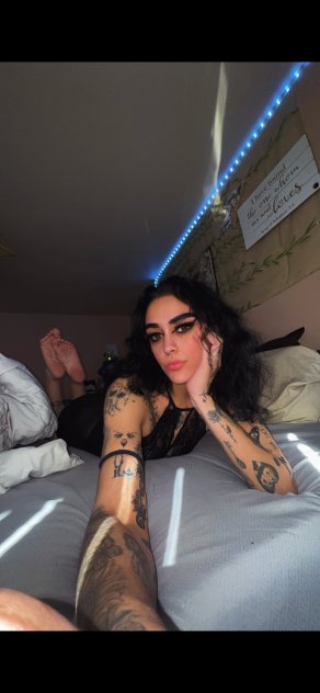 Are you ready to have fun with the new sexiest slut GF lady in town❤️🍑👅
