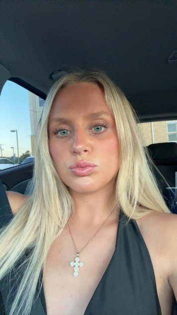 Hey dudes 🌹🍀☘️ i am available now, i give the best service with my f
