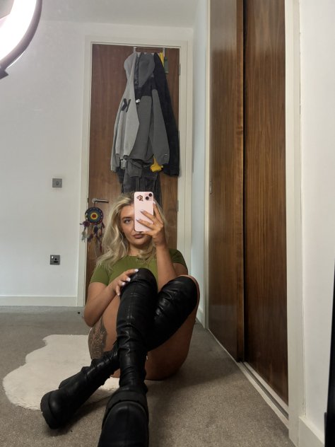 Female escort in Seattle (I’m available
) #4