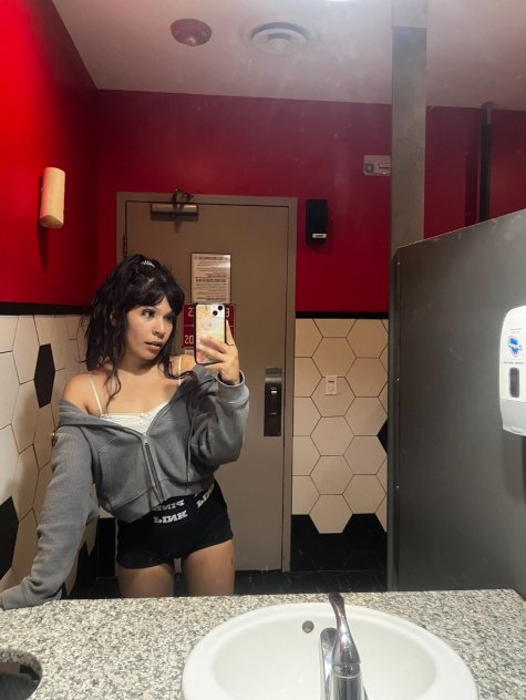This Ads is A Registered &reg;️ Professional Verified Escort whore woman I sell h

