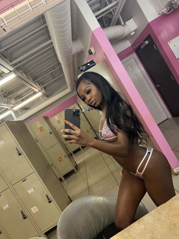 Female escort in Fort Lauderdale (Attractive chocolate skinny treat 🍫💜💦
) #4