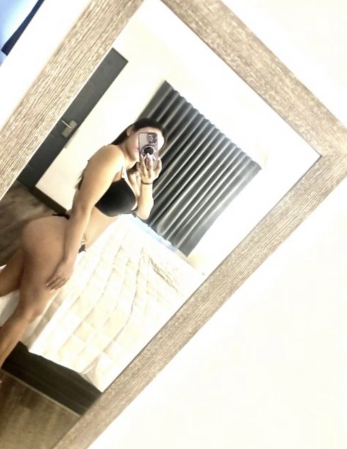 Female escort in Miami (Hermosa hispanic
) #3