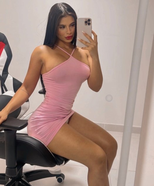 Female escort in Miami (Yisi
) #5