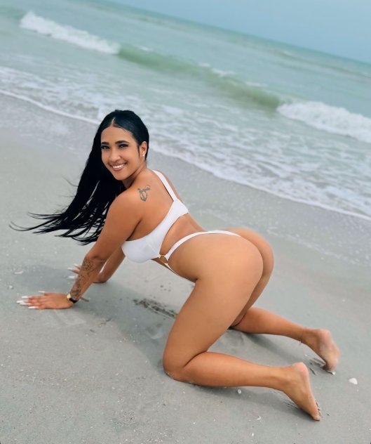 Female escort in Fort Myers (Fine latina
) #5